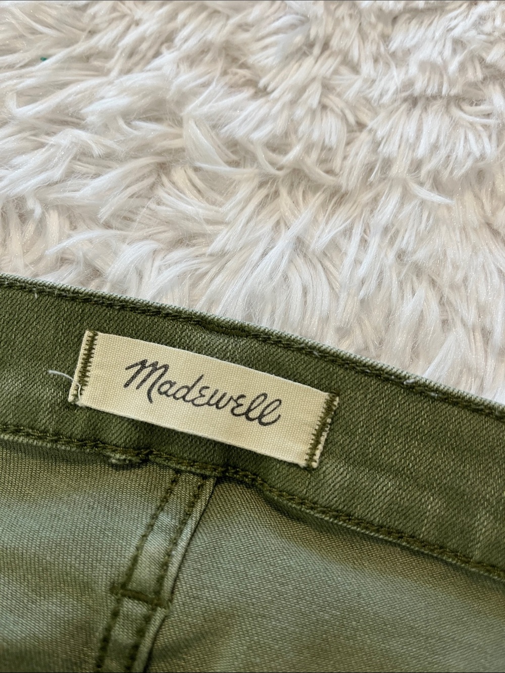 Madewell 9” High Rise Skinny Crop 26 View 4